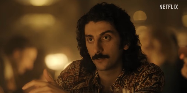 Netflix映画『ビッグ・フェイク』トニ